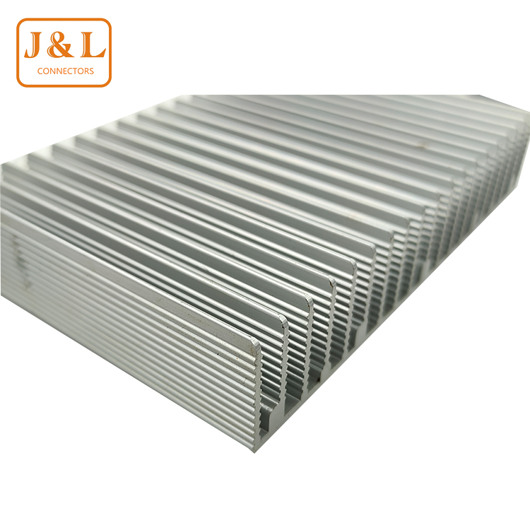 日日碰狠狠躁久久躁婷婷